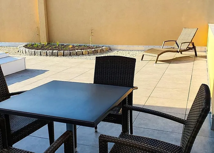 Lagovida Moewenblick E Am Stoermthaler Grosspoesna